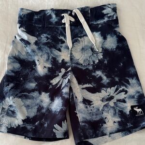 Abercrombie & Fitch Kids Black and White Tie-Dye Floral Swim Trunks